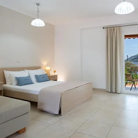 Hotel Menes 3*