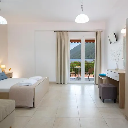 Menes Hotel Geni (Lefkada)