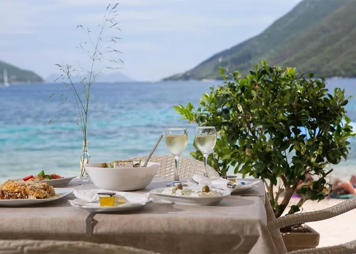 Menes 3* Geni (Lefkada)