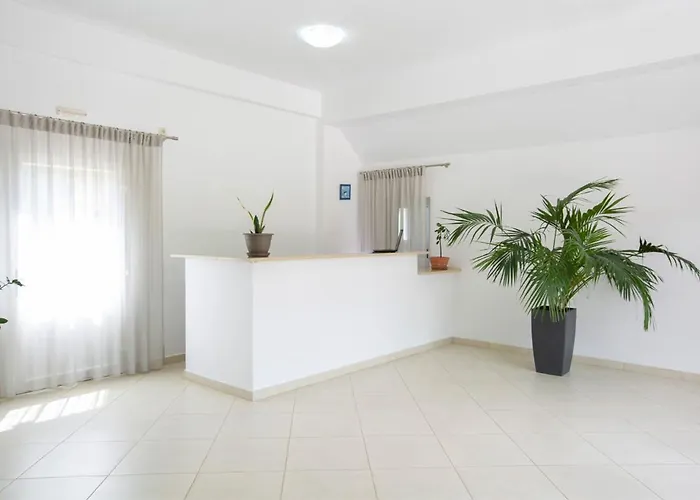 Menes 3* Geni (Lefkada)