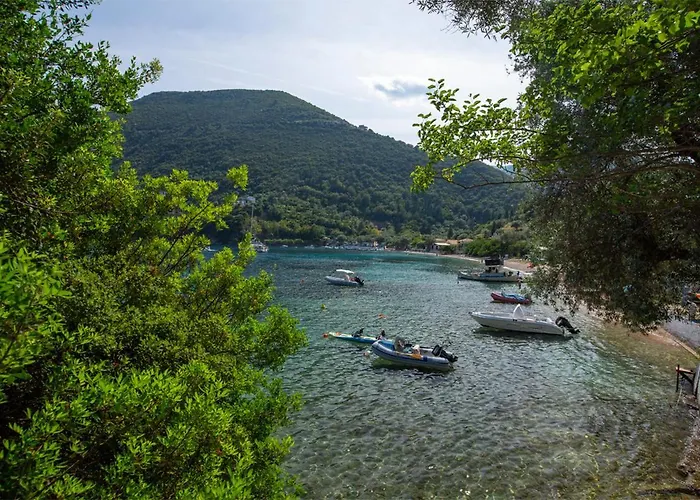 Menes Hotel Geni (Lefkada)